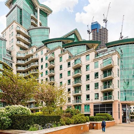 Riverside 2-Bedroom Apartments Londra Exterior foto