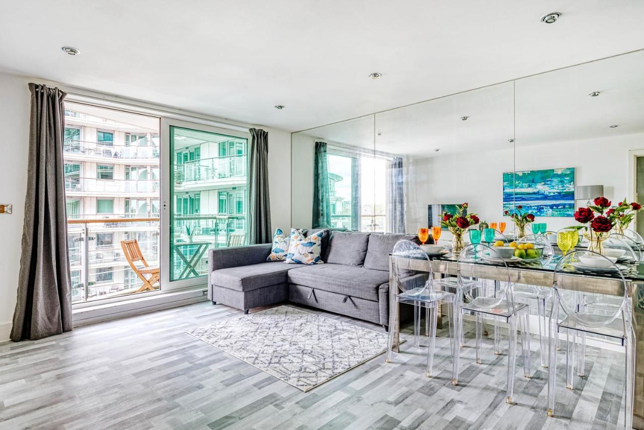 Riverside 2-Bedroom Apartments Londra Exterior foto